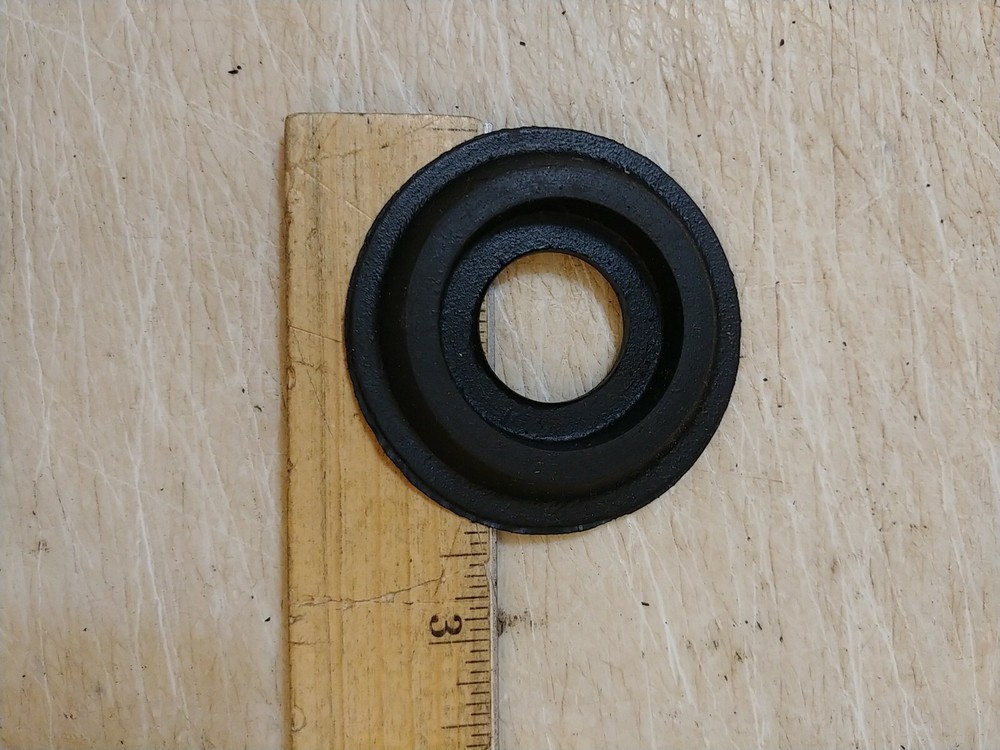 21 RUBBER WASHERS / GASKETS NEW / OLD STOCK