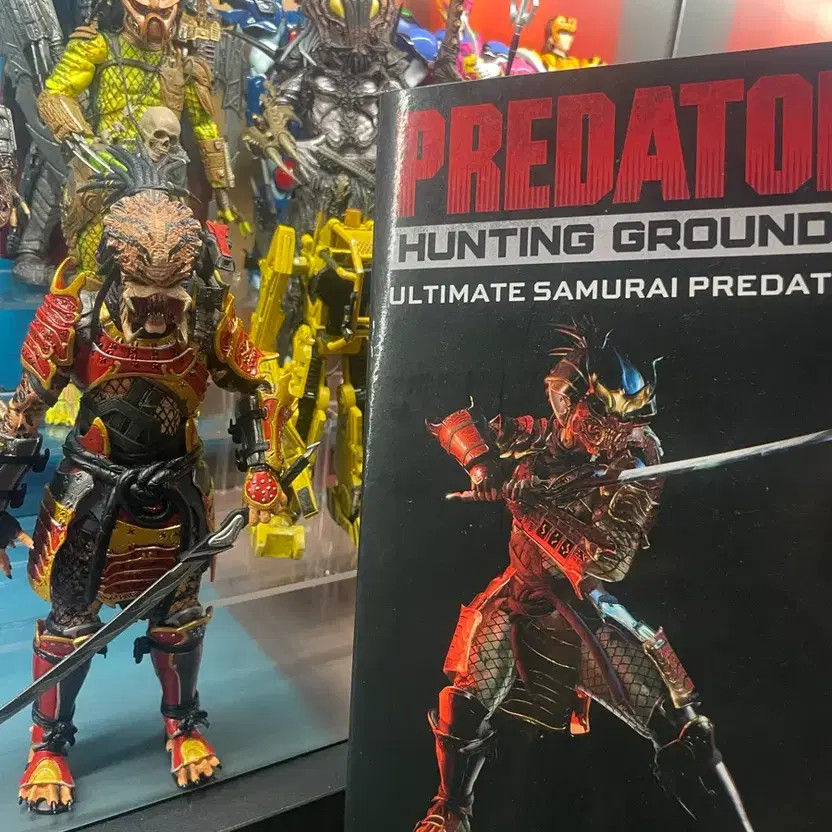 NECA Predator Samurai Model Kit Official