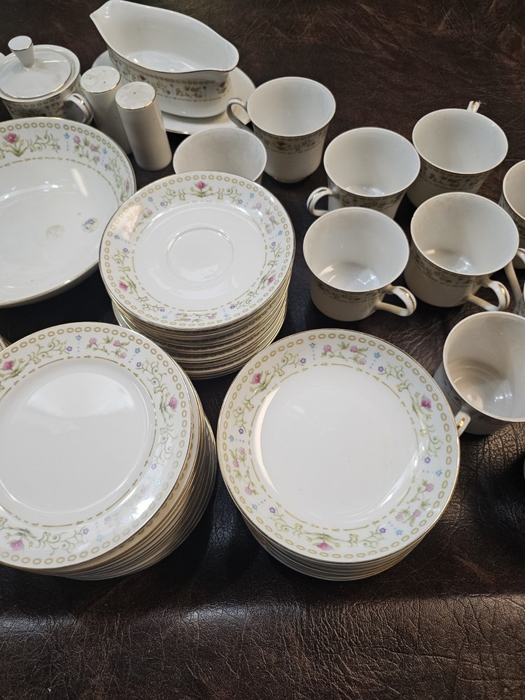 Floral Inspirations 8004 Classique