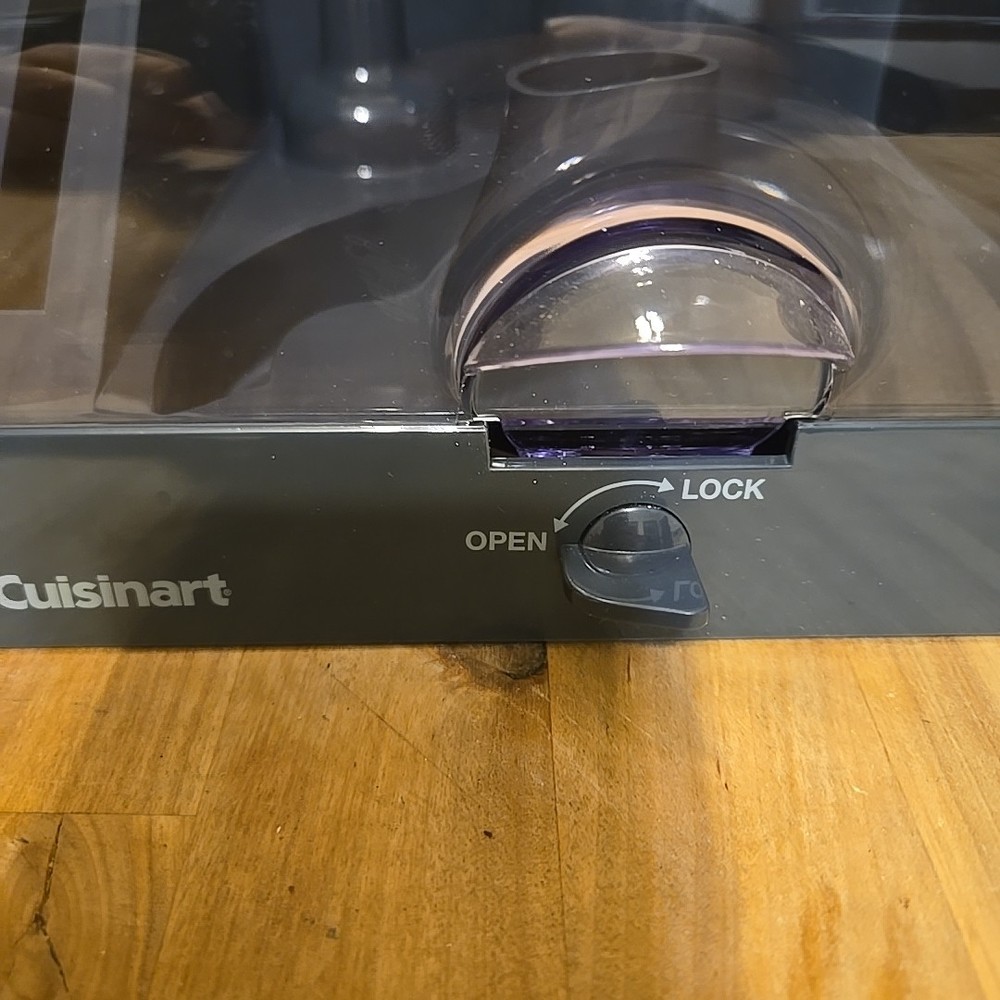 Cuisinart FP-13 Storage Case Only Holds 6 Blades