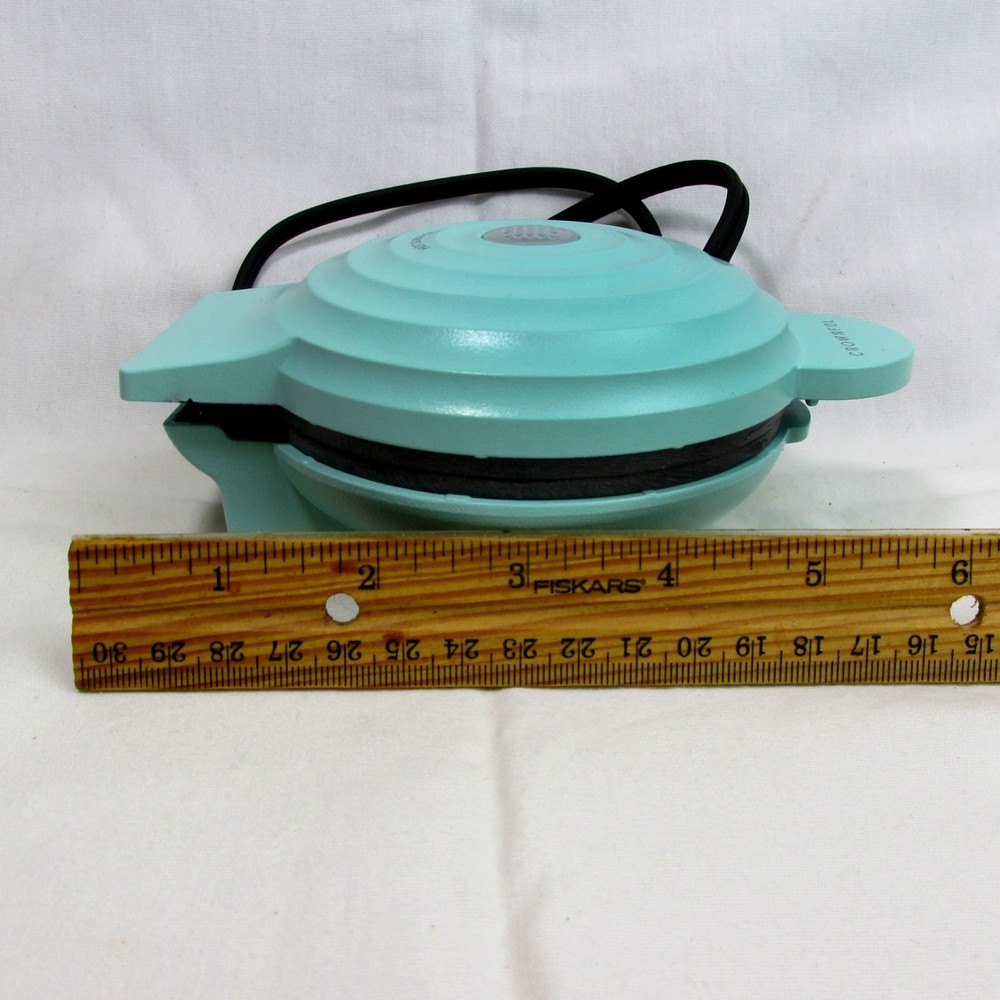 CROWNFUL Mini Waffle Maker Machine 4 Inch Chaffle Maker Mint Green Dorm Room