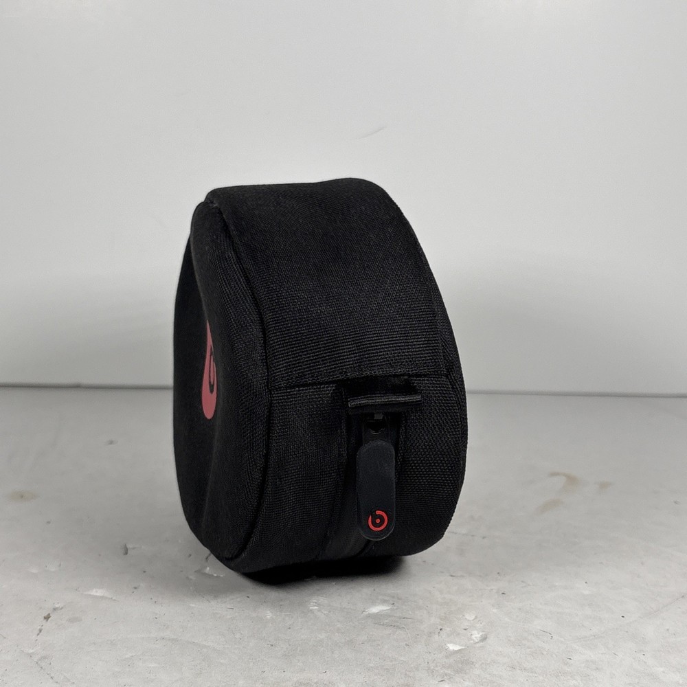Beats Headphones Black & Red Zip Up Soft Case