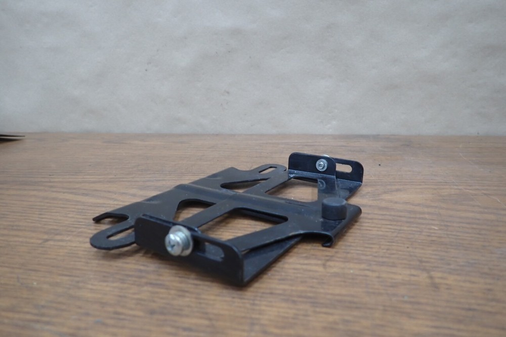 HARLEY DAVIDSON LICENSE PLATE TAG MOUNT