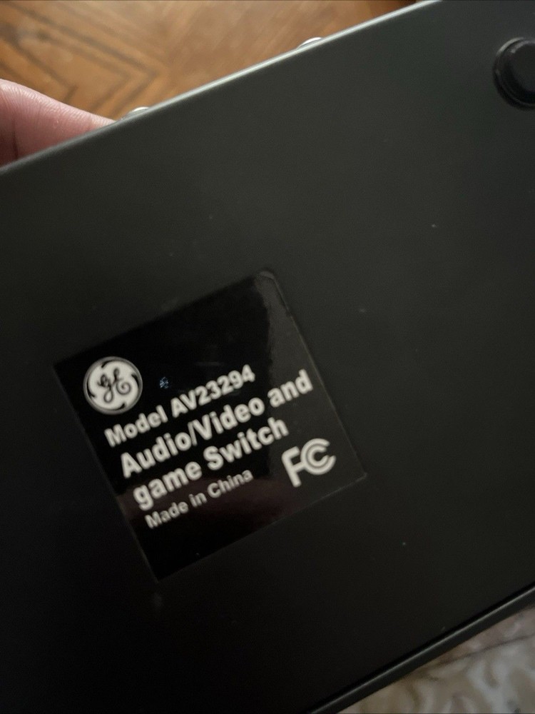 GE Pro 4-Device A/S Switch For Retro Gaming