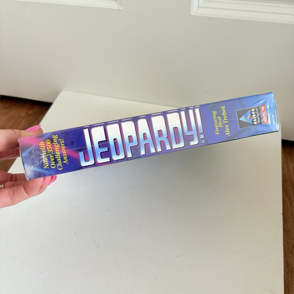 Jeopardy! CD-ROM 1998 PC Video Game, Windows 95/98 Hasbro Interactive