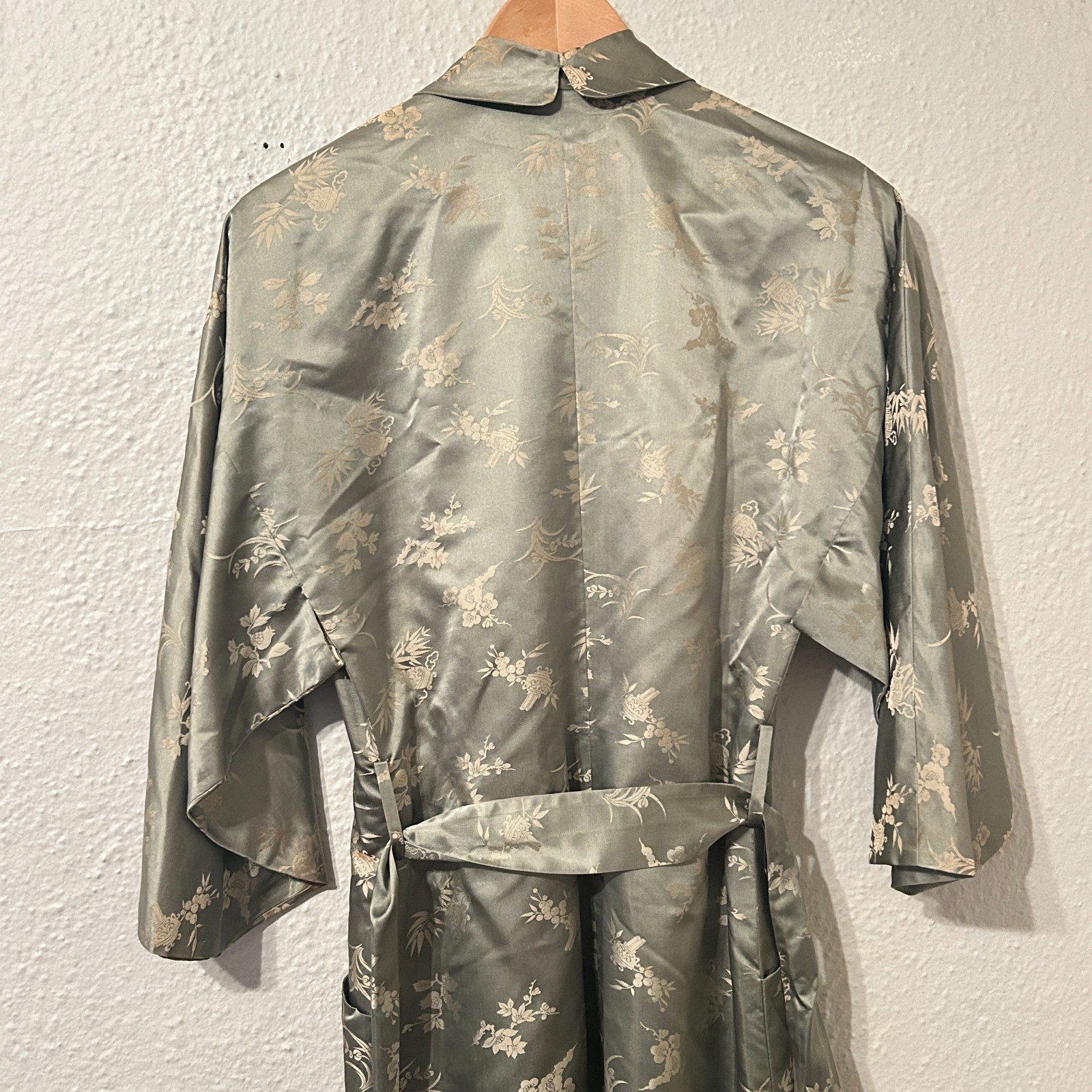 Vintage Madame Mme Butterfly 60s Silk Brocade Japanese Kimono Robe Floral Belted