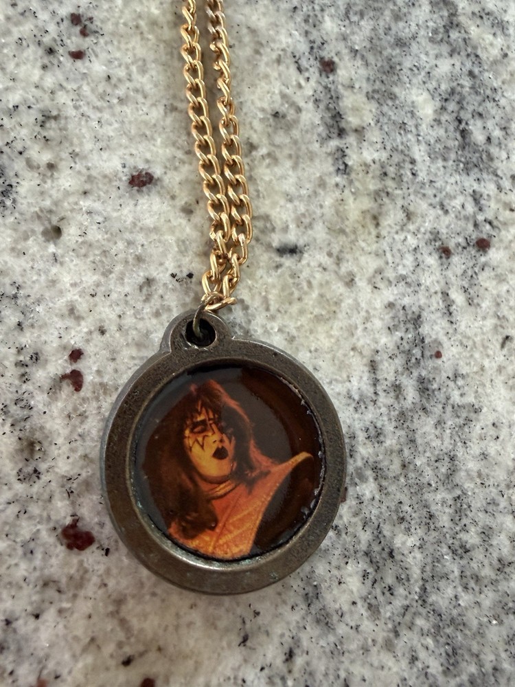 KISS 1977 GOLD ACE FREHLEY ONE STOP NECKLACE & PENDANT AUCOIN VINTAGE MEGA RARE!