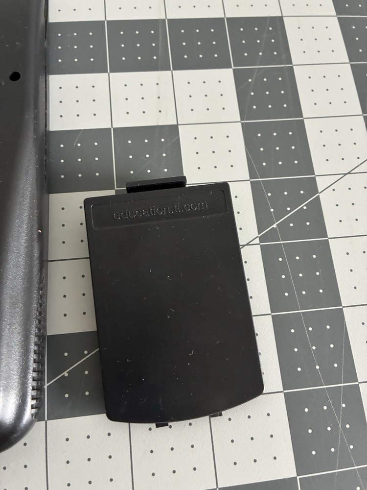 Texas Instruments TI-83 Plus Graphing Calculator -Black Tested & Working