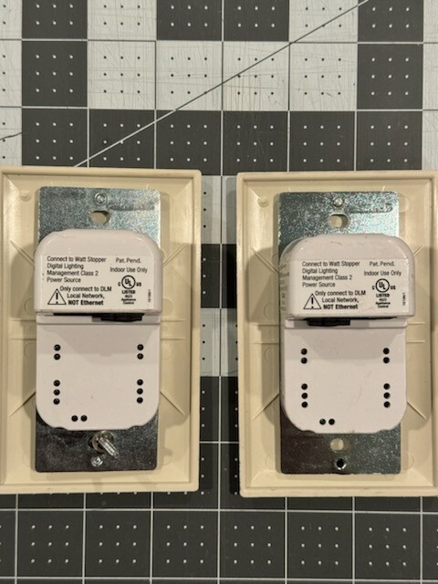 LMDM-101 Legrand Wattstopper Digital Switch (1 unit)