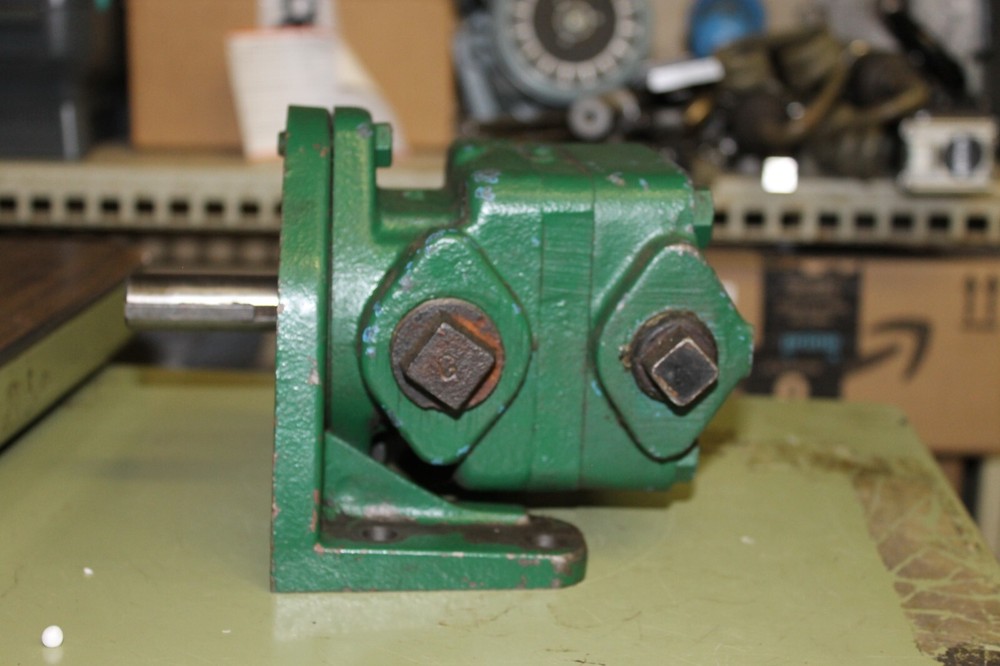Vickers V21051A 12S214 Vane Pump OEM
