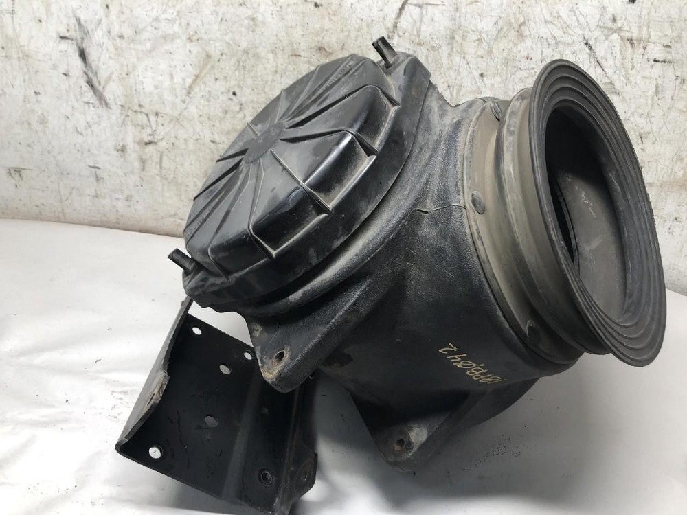Peterbilt 337 Right/Passenger Air Cleaner - Used