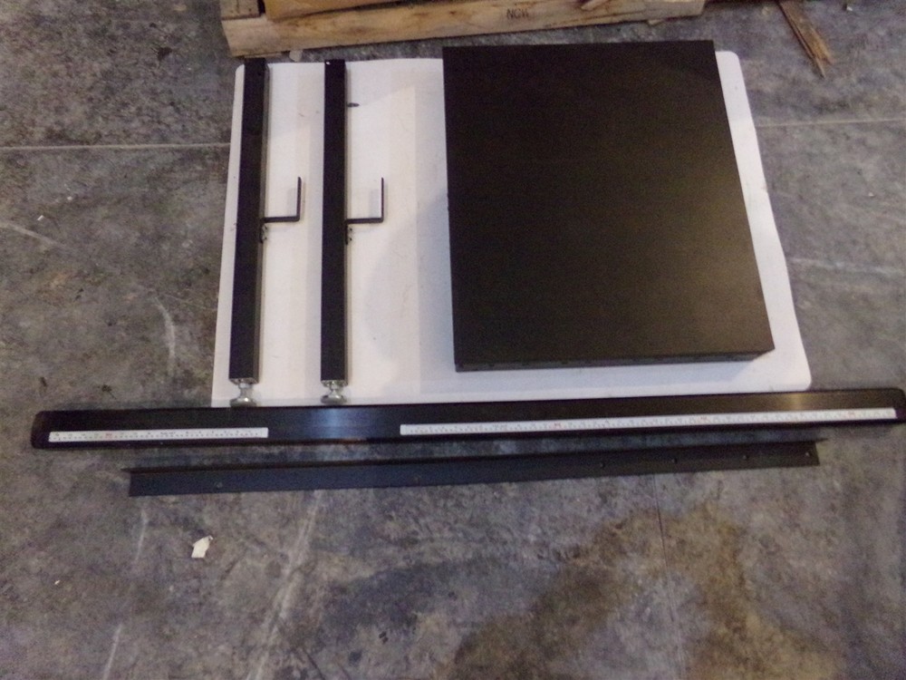 TABLE SAW EXTENSION TABLE WITH LEGS AND RAIL - NEW