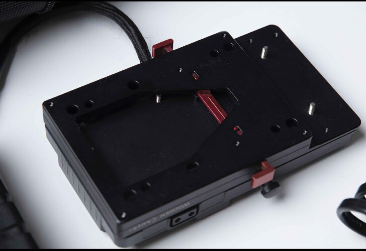 Red Camera Package (w Screen And 2 Lenses)