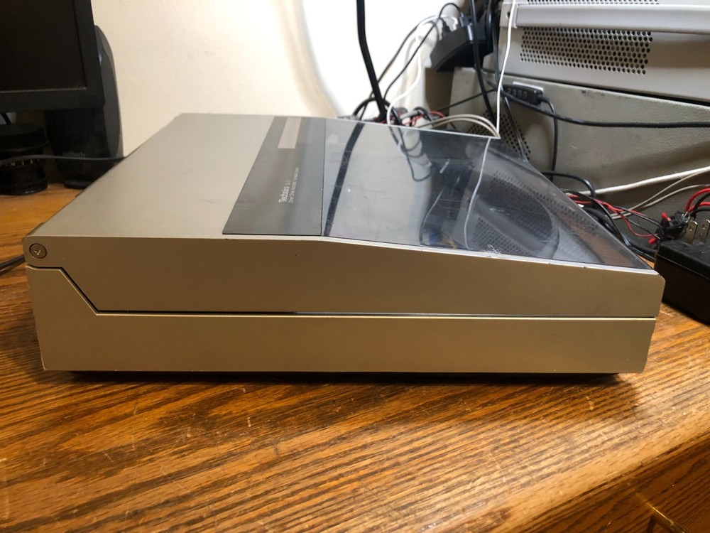 Working Technics SL-5 Direct Drive Linear Tracking Turntable w/ cables