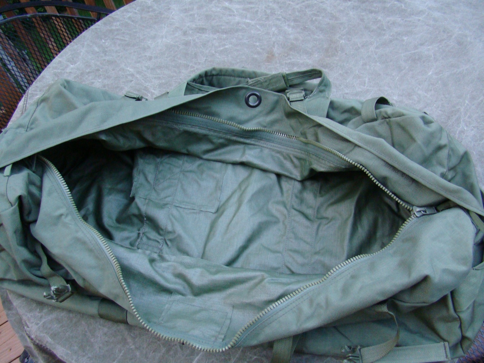USGI Improved Duffel Bag, NSN 8465-01-604-6541 Very Good Condition