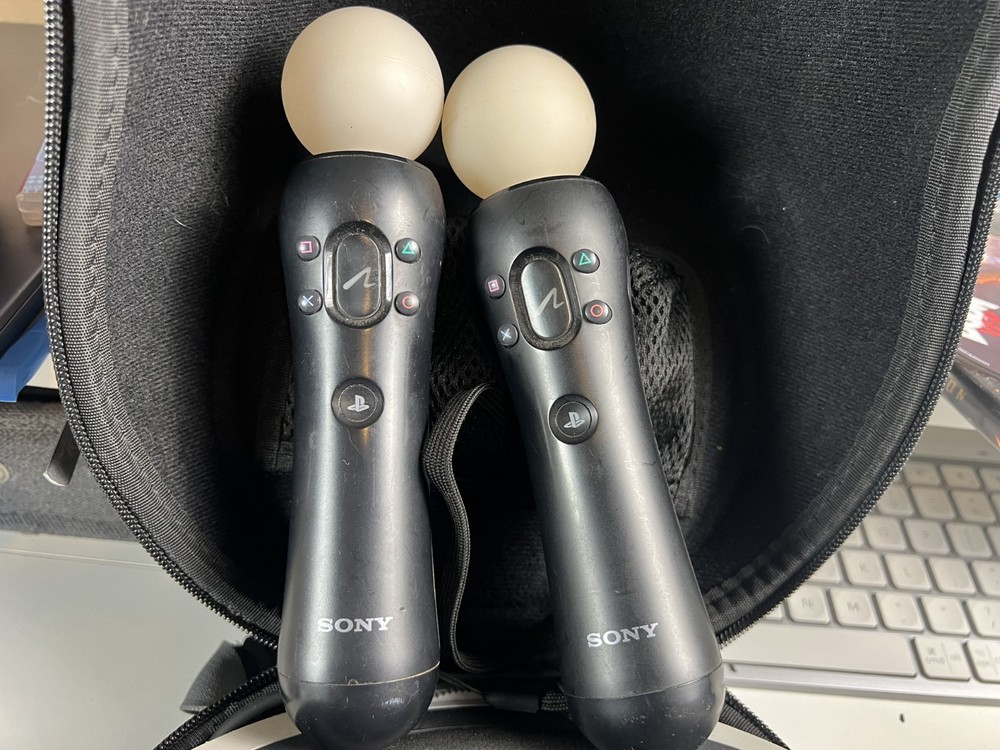 PlayStation VR PSVR Bundle w/ Move Controllers Doom VR Games Tested