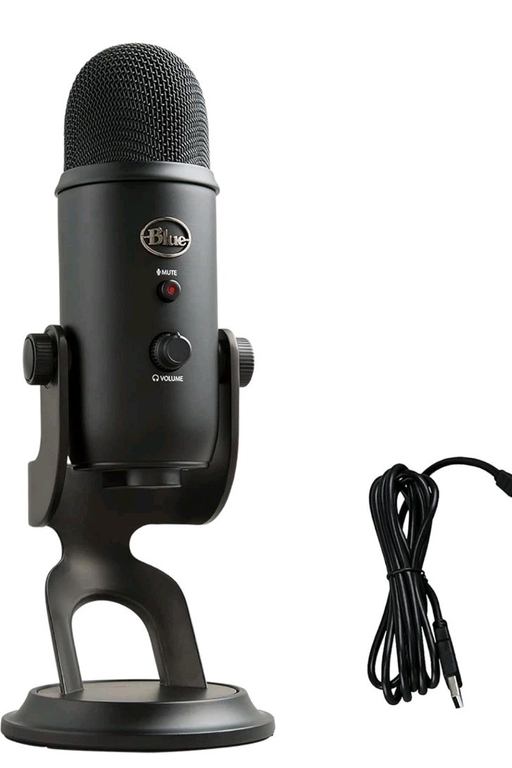 Blue Yeti Microphone Professional Multi-Pattern USB Condenser  - Blackout