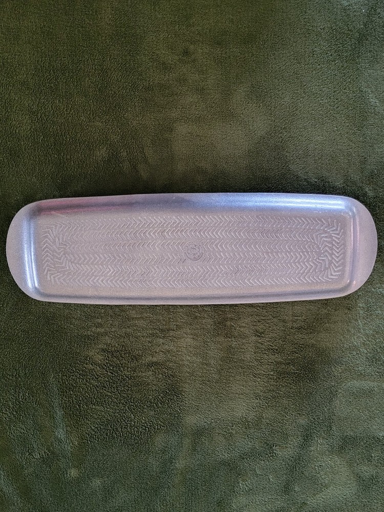 Wilton Armetale Gourmet Grillware Divided Tray Platter