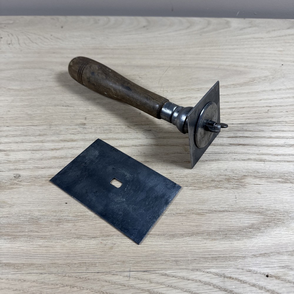 Vintage Starrett Paint Scraper With Extra Blade