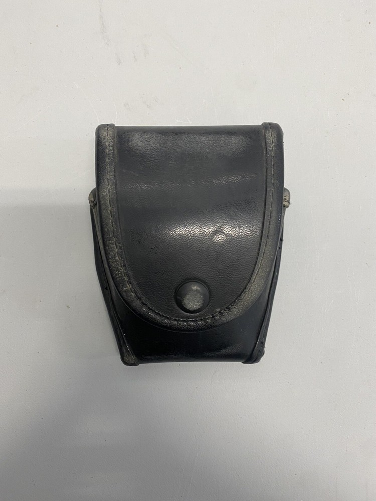 Uncle Mikes Black Handcuff Pouch