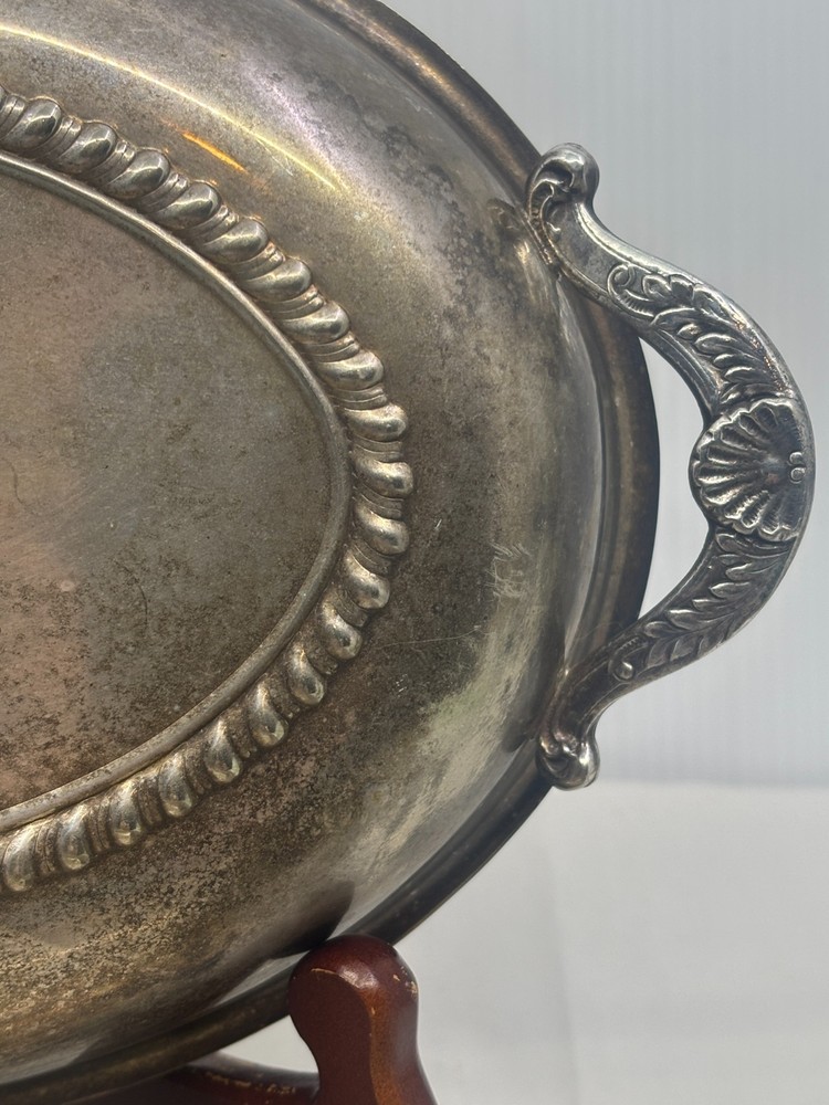 Silverplate Covered Oval Serving Dish with Handles on Lid Gadroon Border