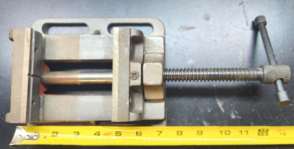Milling / Grinding Machine 4” Vise