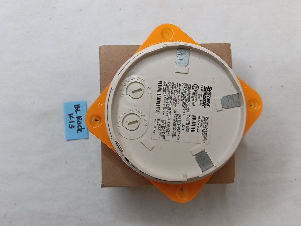 System Sensor Photoelectronic Smoke and Automatic Fire Detector Head - 2251T