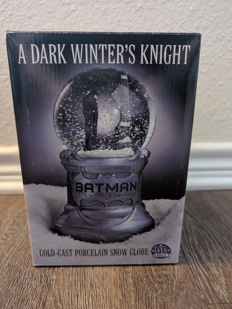 DC Direct 1999 Batman Dark Winter's Knight Snowglobe