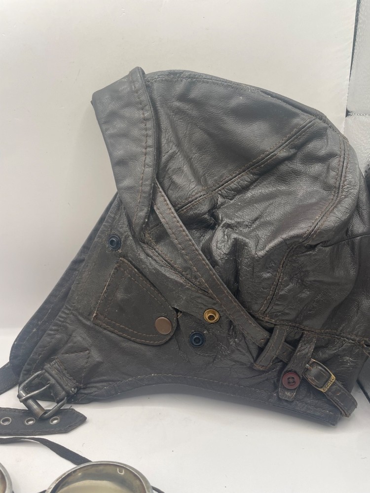 Flying hat WW2 Military leather flying hat and goggles