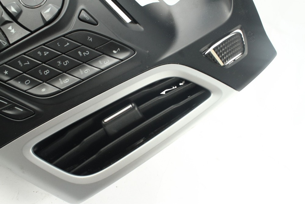 Ford Focus MK3 2010-2015 Stereo Controls