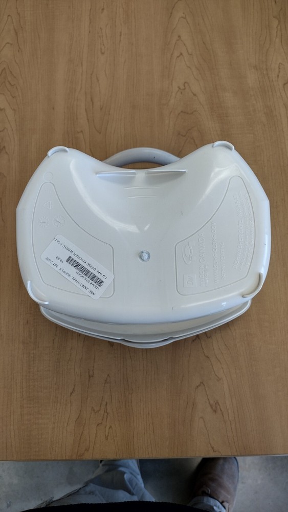 Sure-Close 1.9-Gal Container (4-Pack)