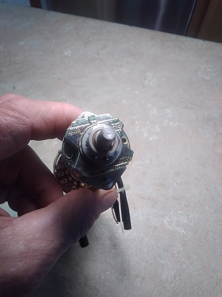 Crown IC-150 Integrated Circuit Stereo pre-amplifier Selector Control Switch