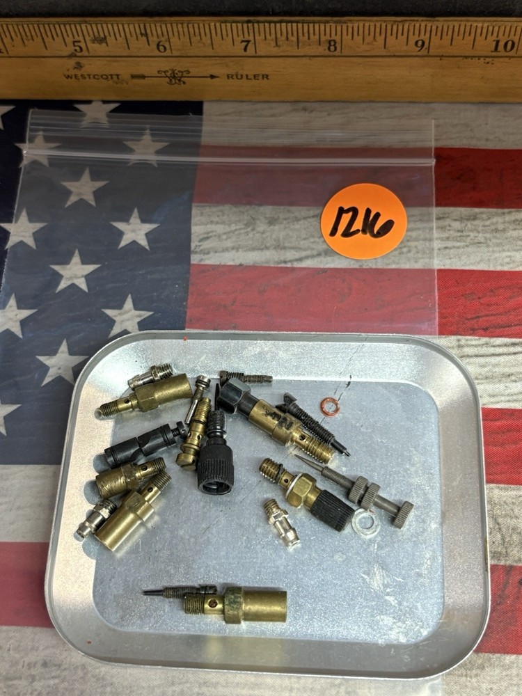 Nitro Carburetor Part: PreOwned