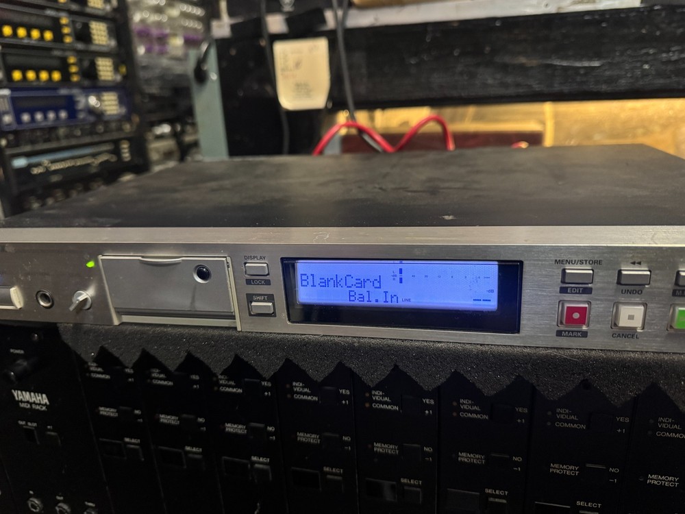 Marantz PMD570 Compact-Flash Recorder Player PMD 570 Rack ARMENS