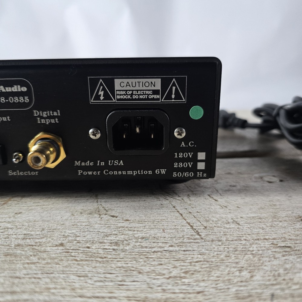 Monarchy Audio Digital Interface Processor Upsampler DIp 48/96 PARTS AS IS