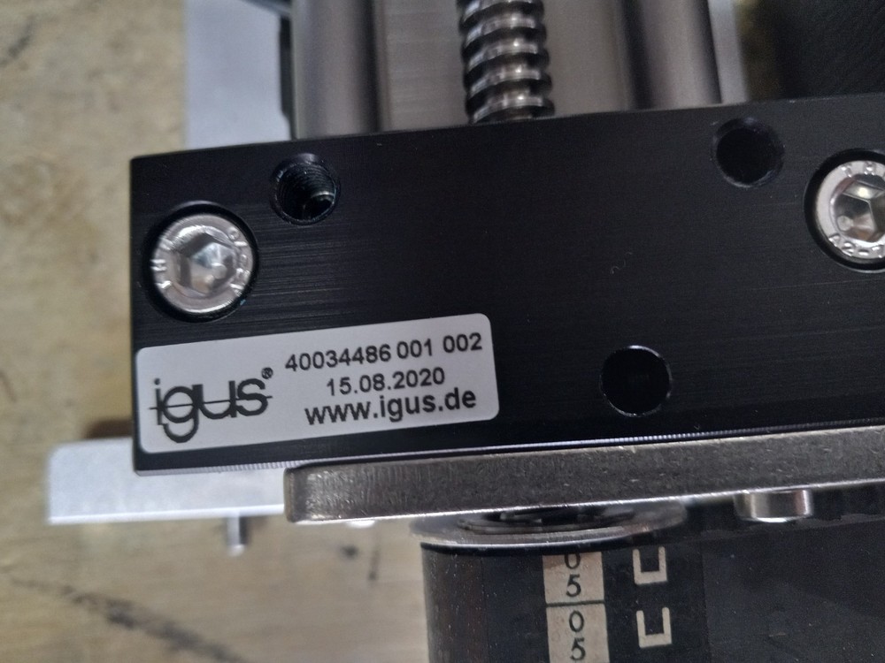 IGUS Linear Actuator Slide Single Rail Lead Screw WITH MOTOR + table