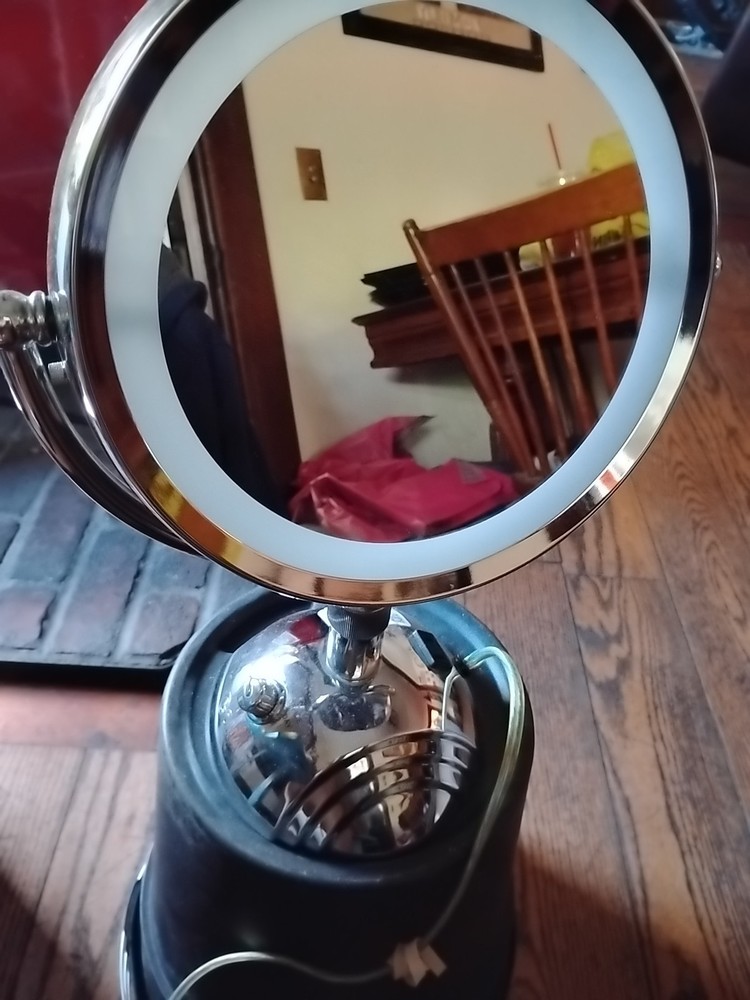 Conair Lighted Double Sided Mirror/Magnifying Mirror BE6FV.4 Light Settings