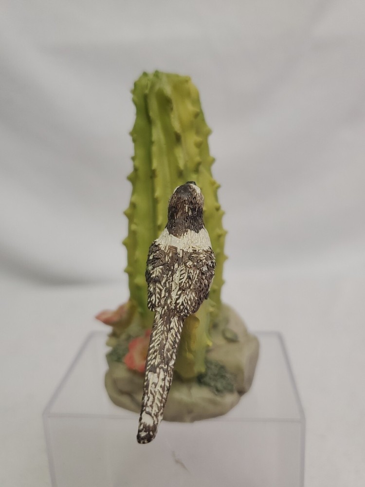Resin Cactus & Bird On Rocks 📦
