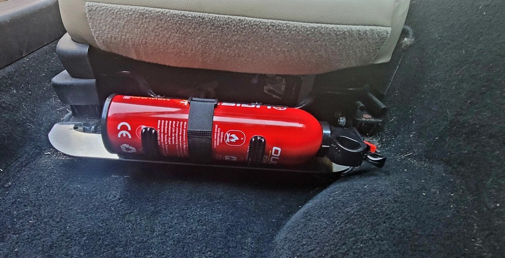 18 inch Universal under seat fire extinguisher mount.