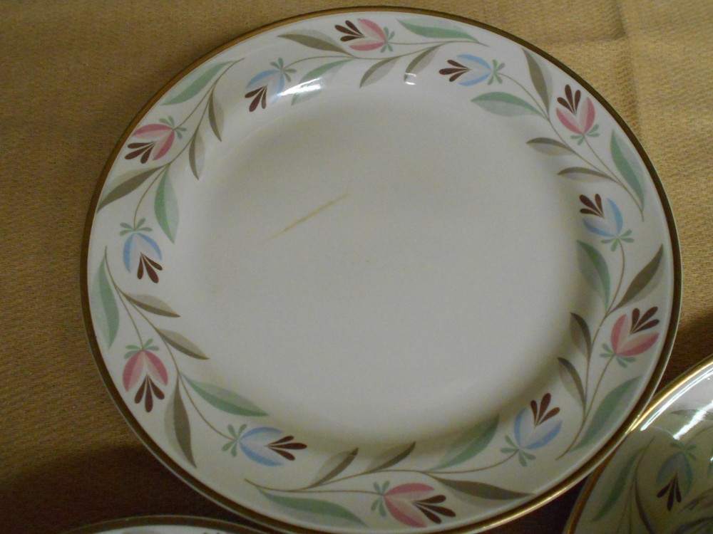 Homer Laughlin Partial Eggshell Nautilus Dinner Set - Nantucket
