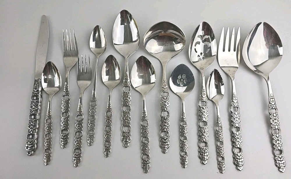 Oneida Community  Stainless Viola - Voila CHOICE