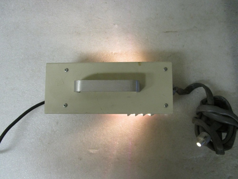 Lights by Oryan Fiber Optic Light Source LS-2000