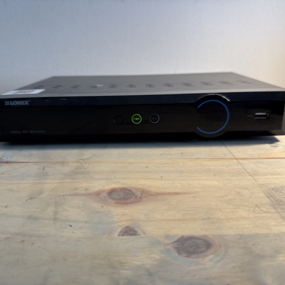 Lorex 1080P Wireless DVR (LH0904-D)-BLACK