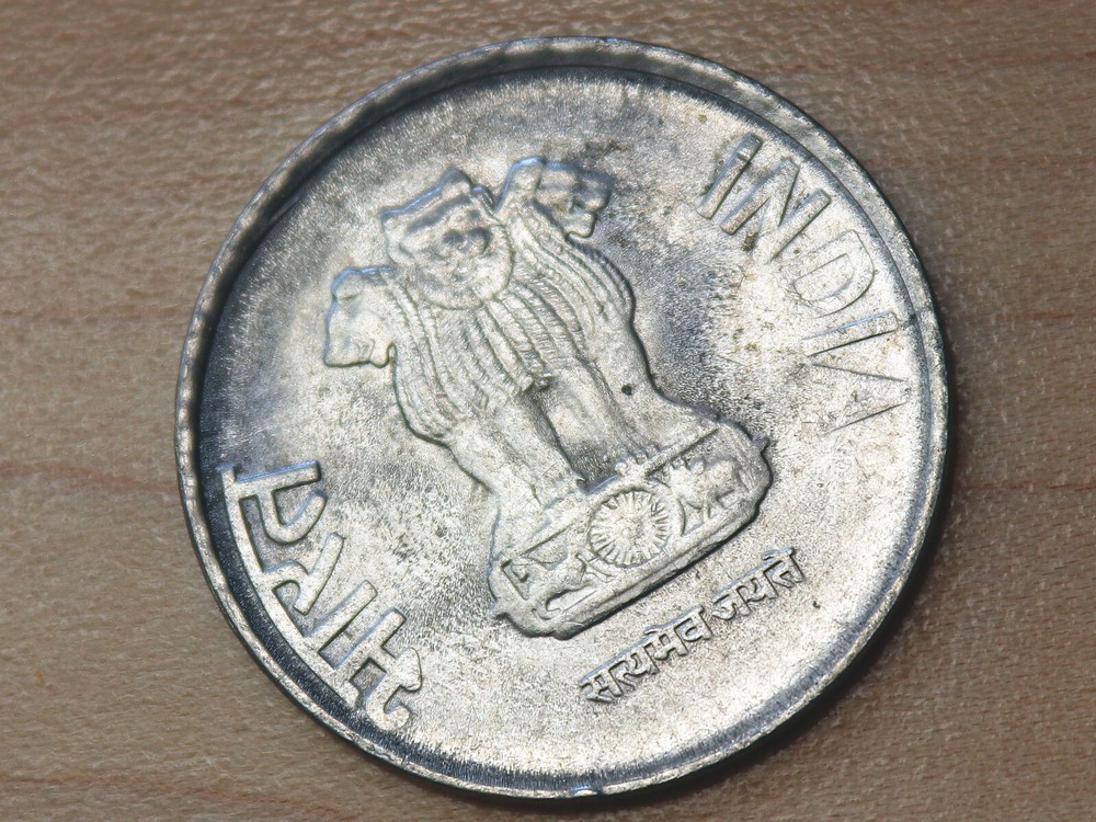 2011 India 2 Rupees Noida Mint