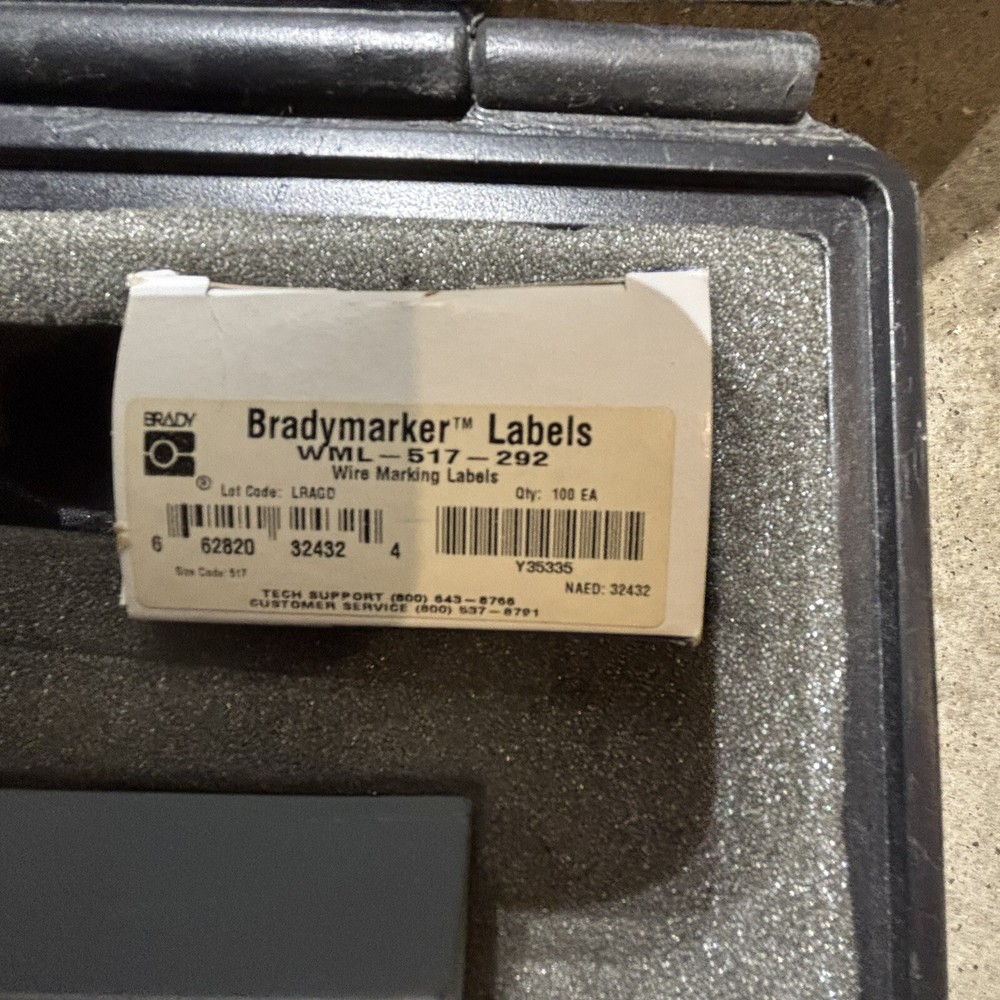 Brady Bradymarker XC Plus Printer in Case w/ Brady Printing Roll