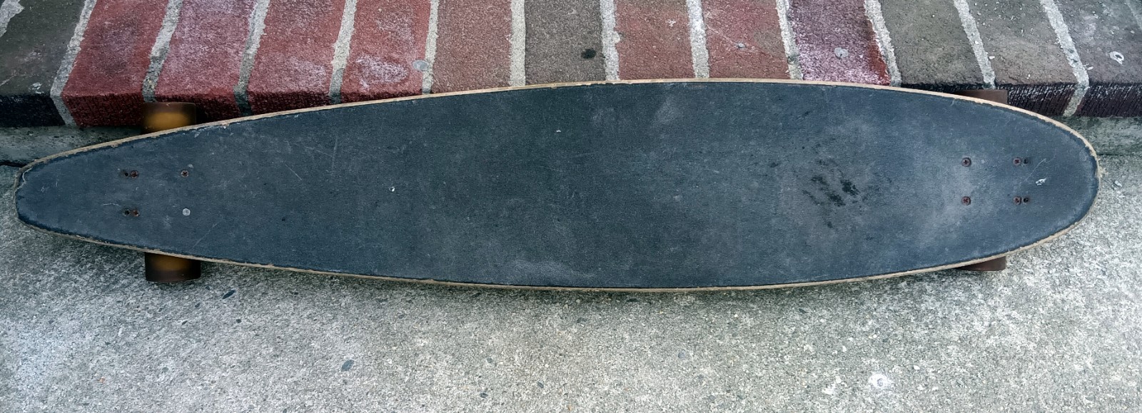 46" unbranded LONGBOARD skateboard w/ Independent trucks, Kryptonic 60mm wheels