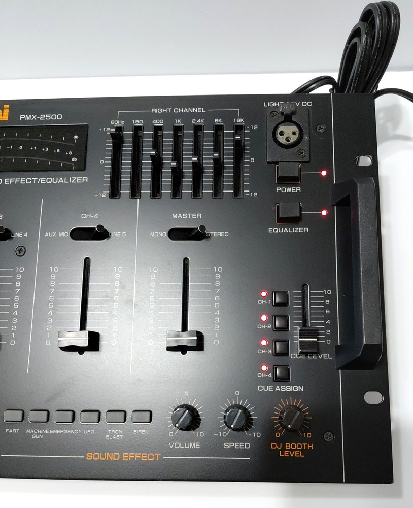GEMINI PMX-2500 Preamp Equalizer Mixer DJ Audio Counsel-Powers On