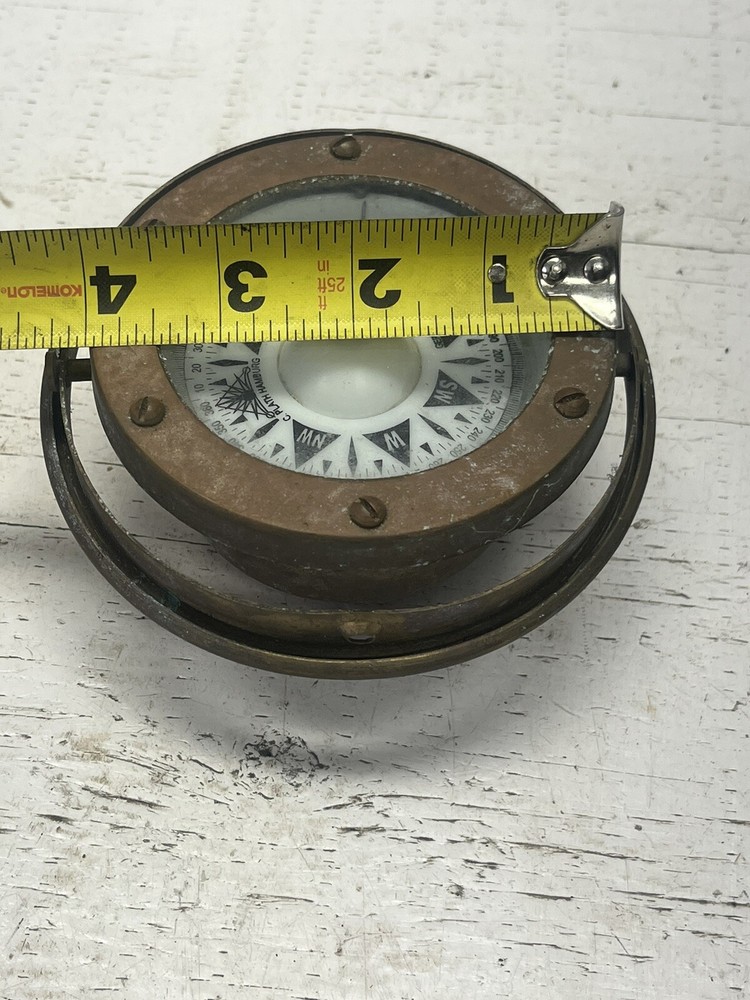 C Plath Hamburg Compass