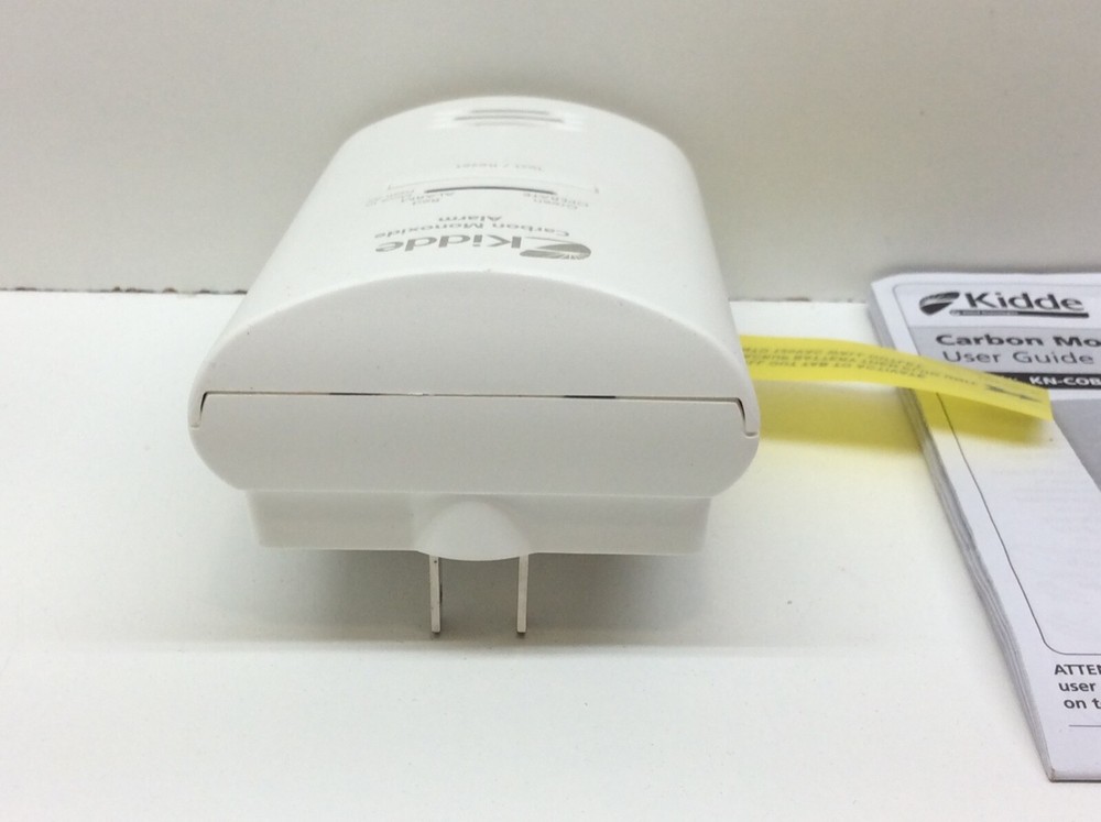 Kidde KN-COB-DP2 AC Plug Carbon Monoxide Alarm with Battery Back-Up