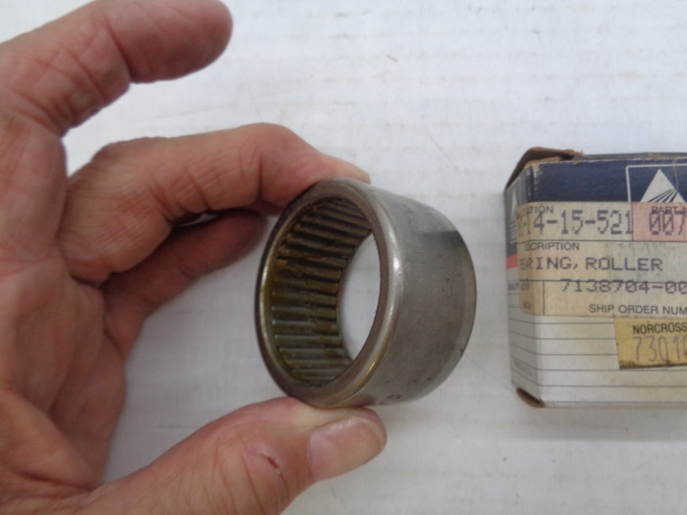 AGCO BEARING/ ROLLER - 73010241 - BOX11